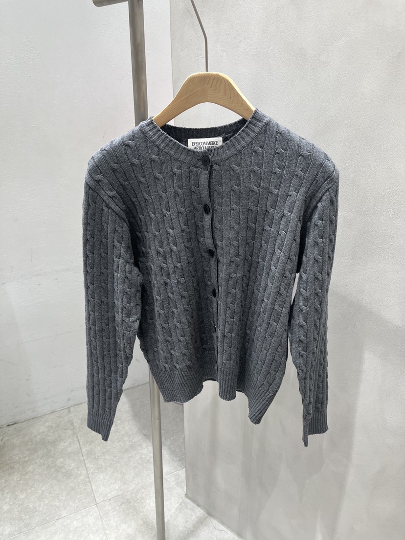 EVERCOMMERCE METICULOUSLY DESIGNED韓國代購女裝新款休閑針織衫麻花針織棉質開衫EVERCOMMERCE METICULOUSLY DESIGNED針織衫圖色7