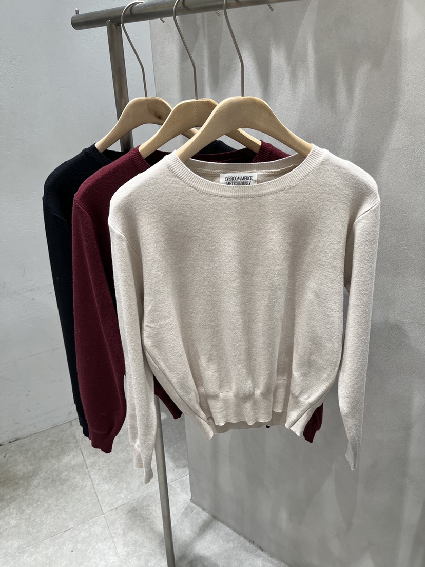 EVERCOMMERCE METICULOUSLY DESIGNED東大門實拍女裝新品人氣針織衫EVERCOMMERCE METICULOUSLY DESIGNED針織衫