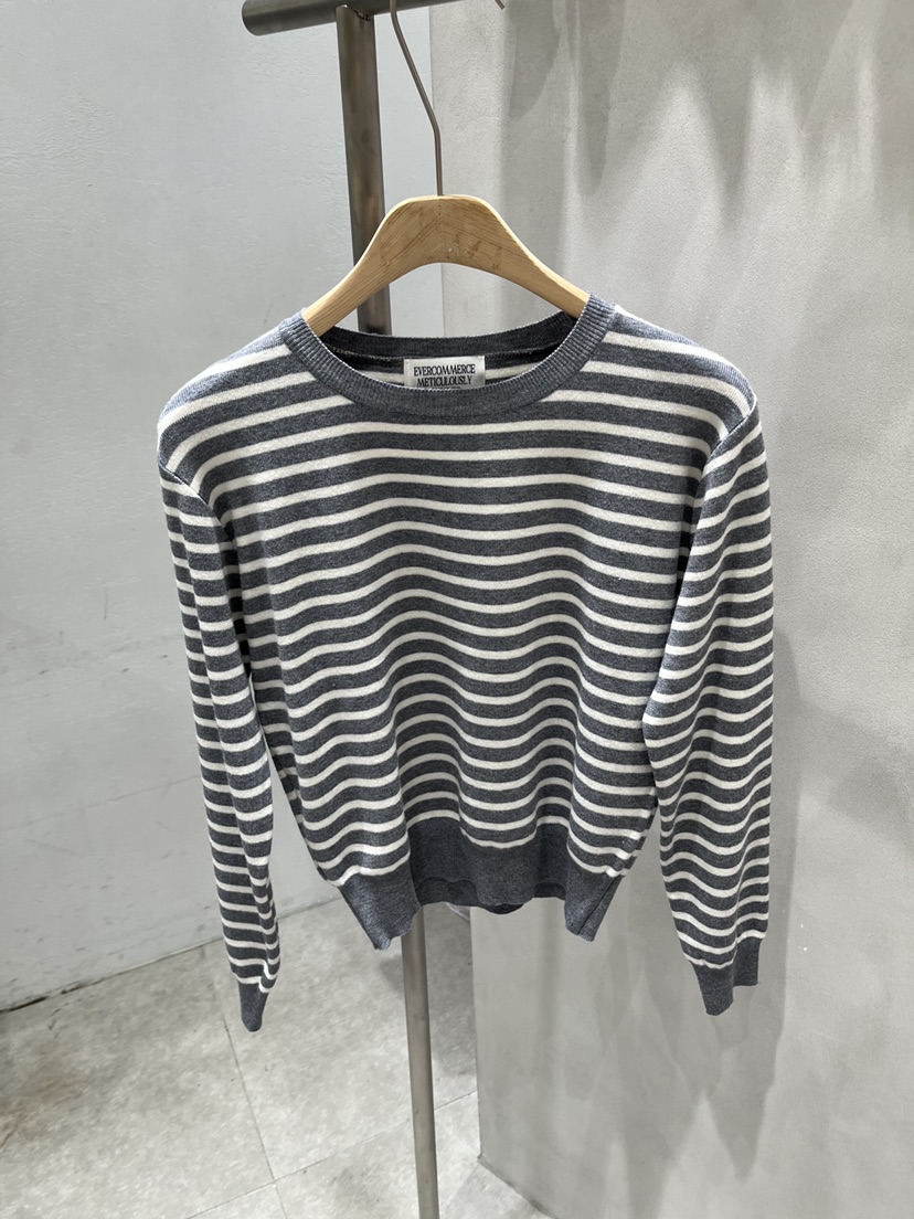 EVERCOMMERCE METICULOUSLY DESIGNED東大門實拍女裝新品人氣針織衫EVERCOMMERCE METICULOUSLY DESIGNED針織衫圖色1