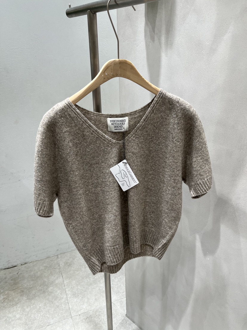 EVERCOMMERCE METICULOUSLY DESIGNED東大門代購女士新品休閑針織衫EVERCOMMERCE METICULOUSLY DESIGNED針織衫圖色1