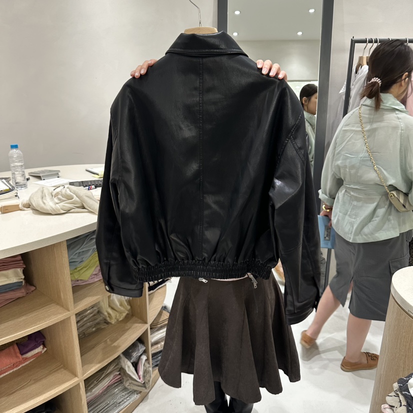 AURA韓國代購女裝新品推薦熱賣真品人氣休閑時尚夾克拉鏈Au ra夾克