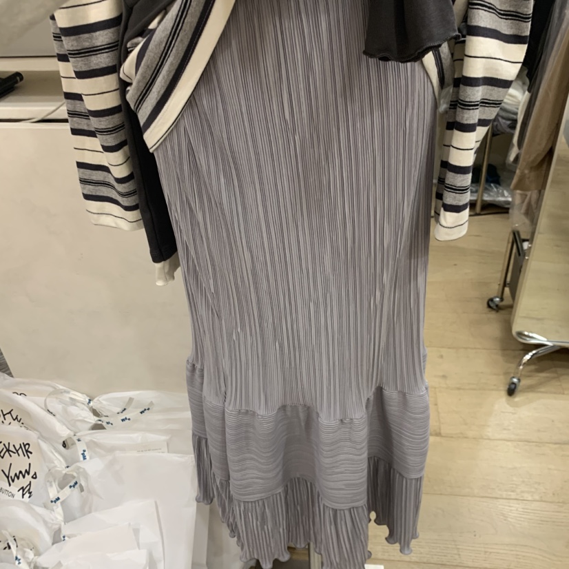 VILLABUTTON韓國直郵女士新品人氣推薦熱賣休閑時尚長裙褶裥VILLA BUTTON長裙圖色2
