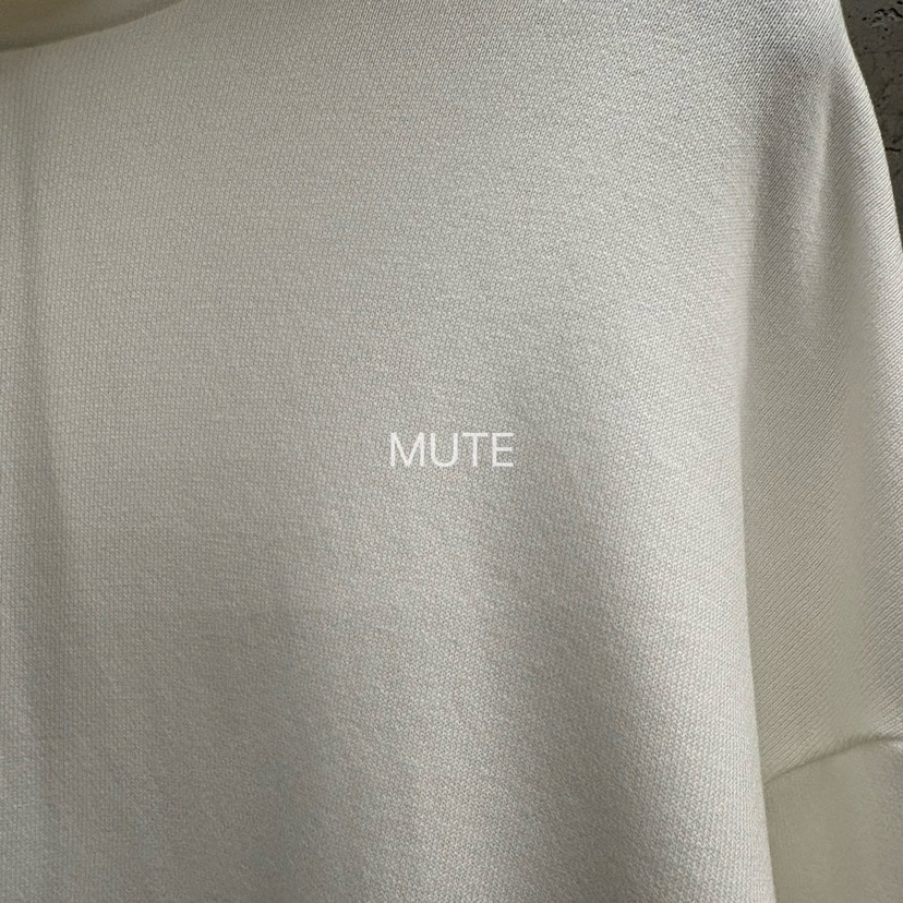 MUTE-P韓國直郵女裝新品熱賣人氣推薦真品時尚休閑衛衣MUTE衛衣
