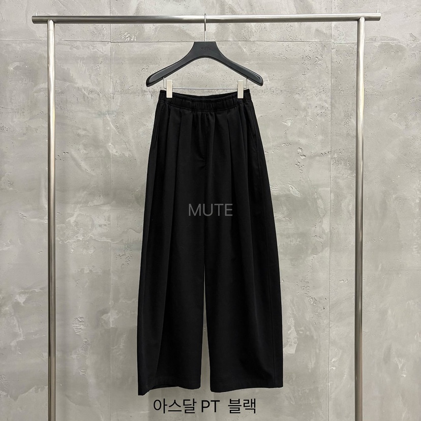 MUTE-P東大門實拍女士新品推薦人氣熱賣休閑時尚真品休閑褲MUTE休閑褲圖色7黑色