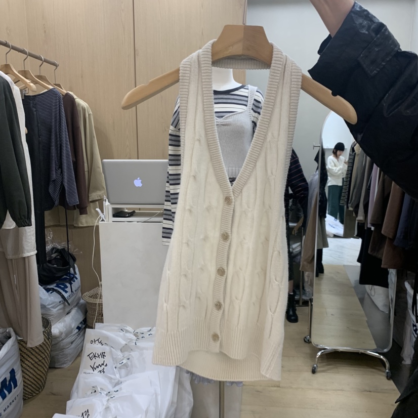 VILLABUTTON東大門直郵女士新品真品熱賣休閑吊帶背心露背VILLA BUTTON吊帶/背心圖色1