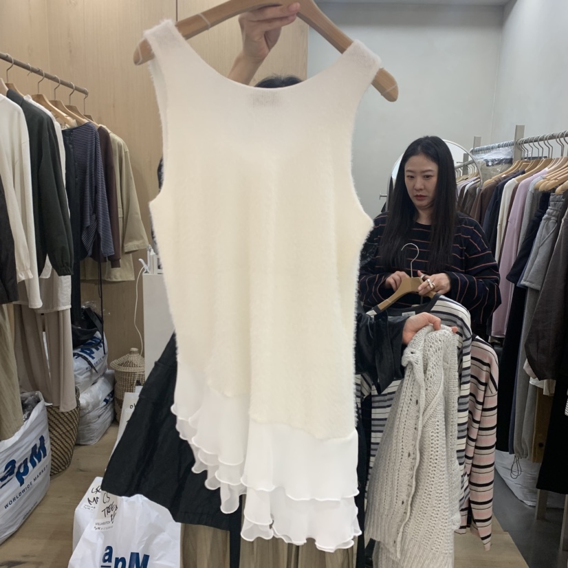 VILLABUTTON韓國直郵女裝新品推薦真品時尚熱賣吊帶背心蓬松VILLA BUTTON吊帶/背心