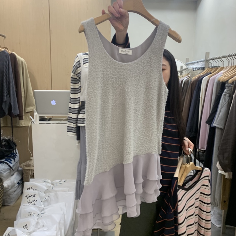 VILLABUTTON韓國直郵女裝新品推薦真品時尚熱賣吊帶背心蓬松VILLA BUTTON吊帶/背心圖色2
