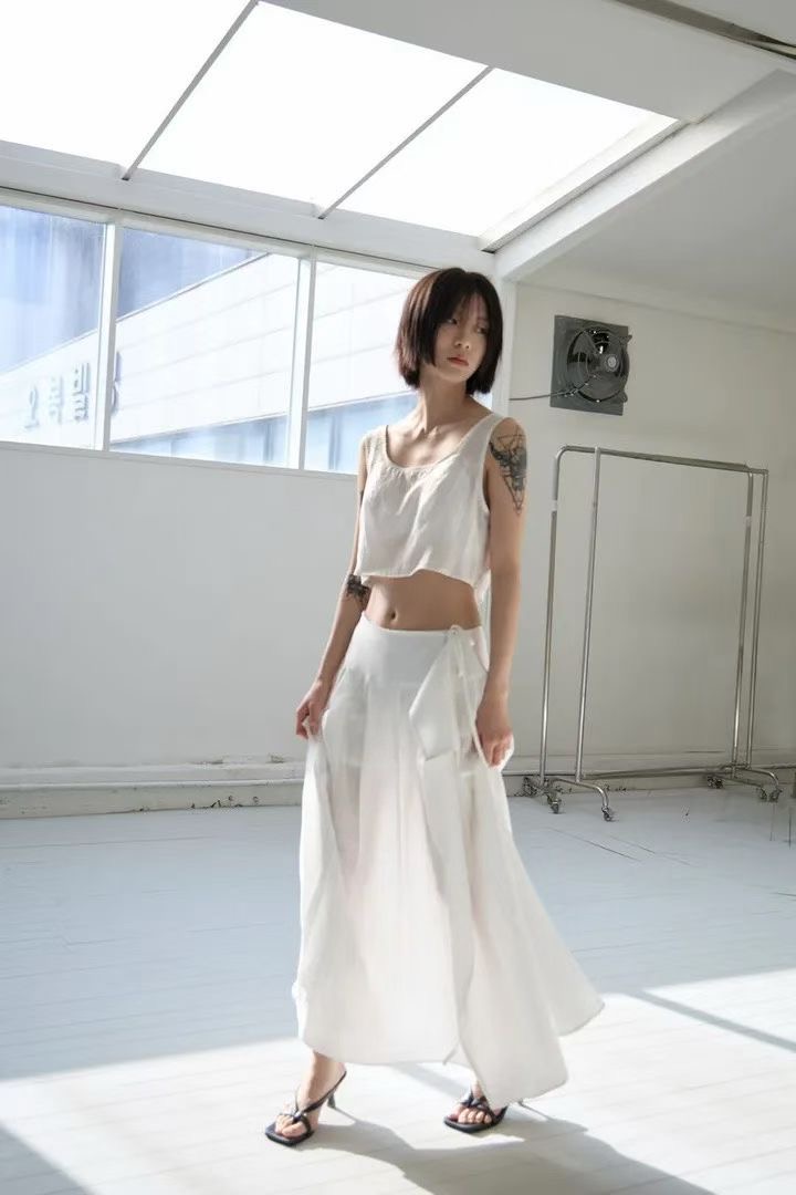 AUTHENTIC-OT韓國直郵女士新品真品人氣熱賣推薦吊帶背心AUTHENTIC吊帶/背心