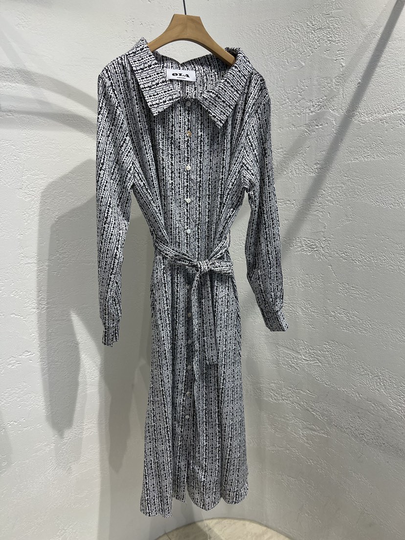 OLA東大門代購女裝新品真品休閑熱賣人氣時尚推薦連衣裙OPSmellor/OLA連衣裙圖色1