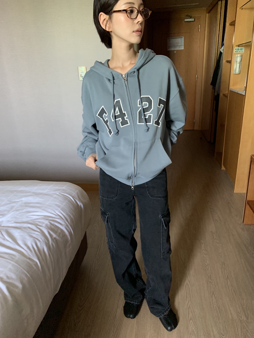 GILLI東大門直郵女裝新款人氣真品時尚推薦熱賣休閑衛衣兜帽GILLI衛衣