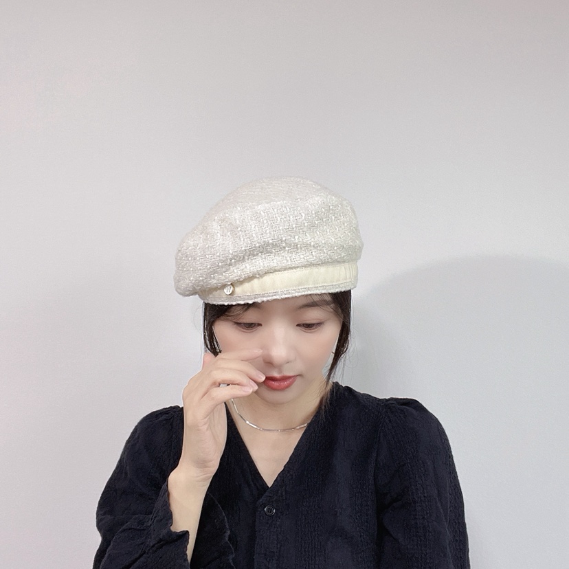 TATA東大門實拍女裝新款真品推薦時尚休閑熱賣人氣帽子TATA帽子