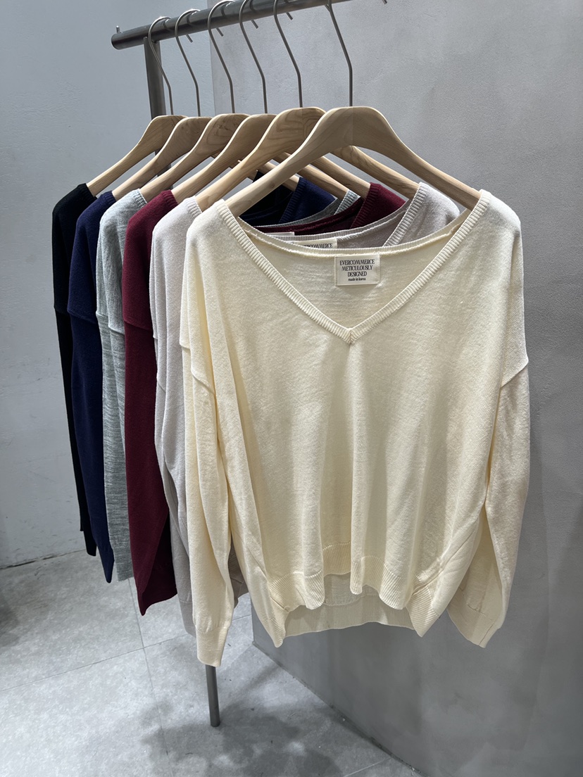 EVERCOMMERCE METICULOUSLY DESIGNED東大門實拍女裝新品時尚針織衫EVERCOMMERCE METICULOUSLY DESIGNED針織衫
