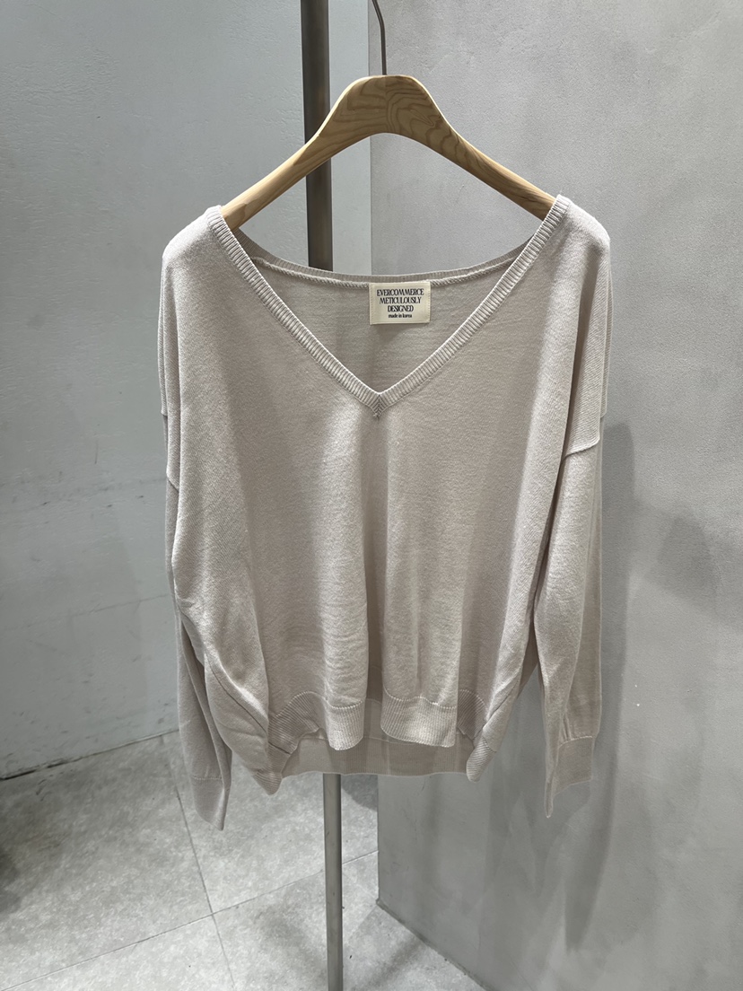 EVERCOMMERCE METICULOUSLY DESIGNED東大門實拍女裝新品時尚針織衫EVERCOMMERCE METICULOUSLY DESIGNED針織衫圖色1