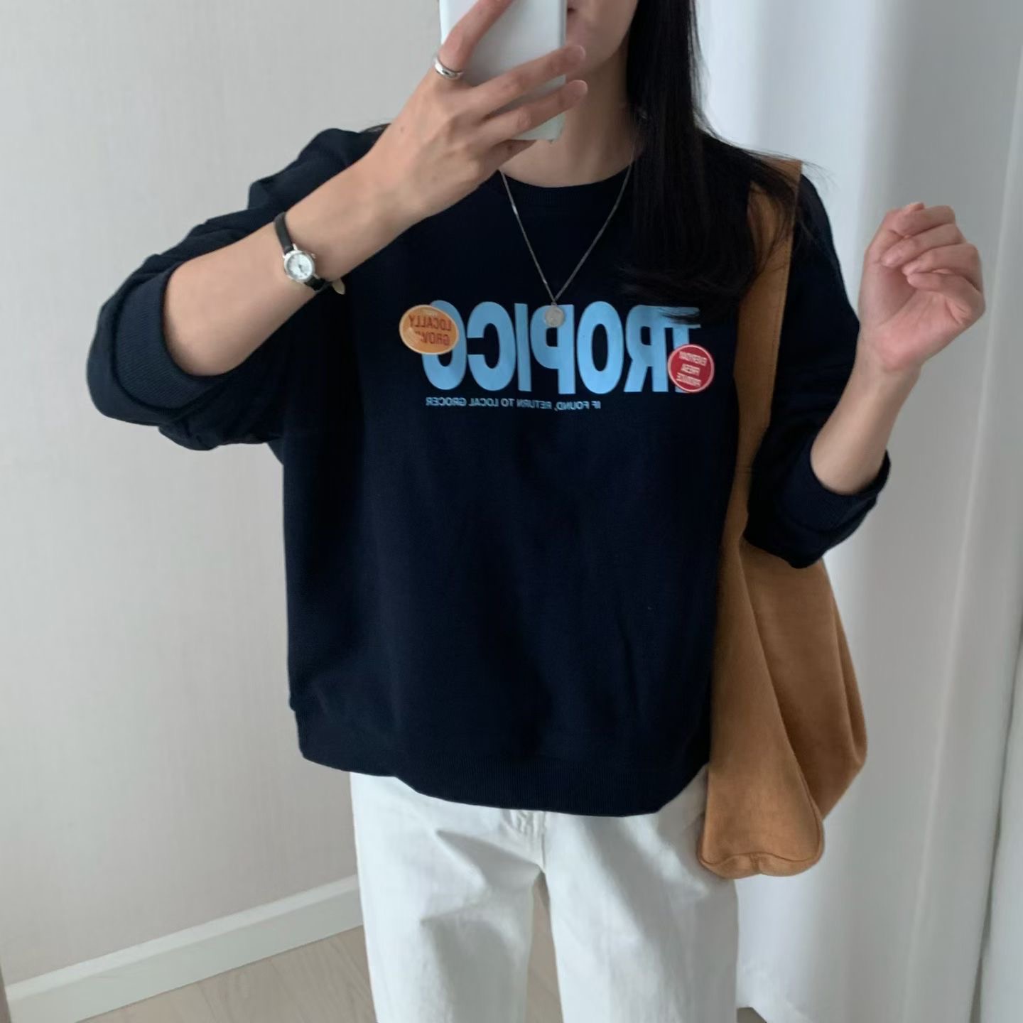 HELLO JINI東大門直郵女裝新品人氣時尚真品休閑推薦衛衣HELLO JINI衛衣圖色1