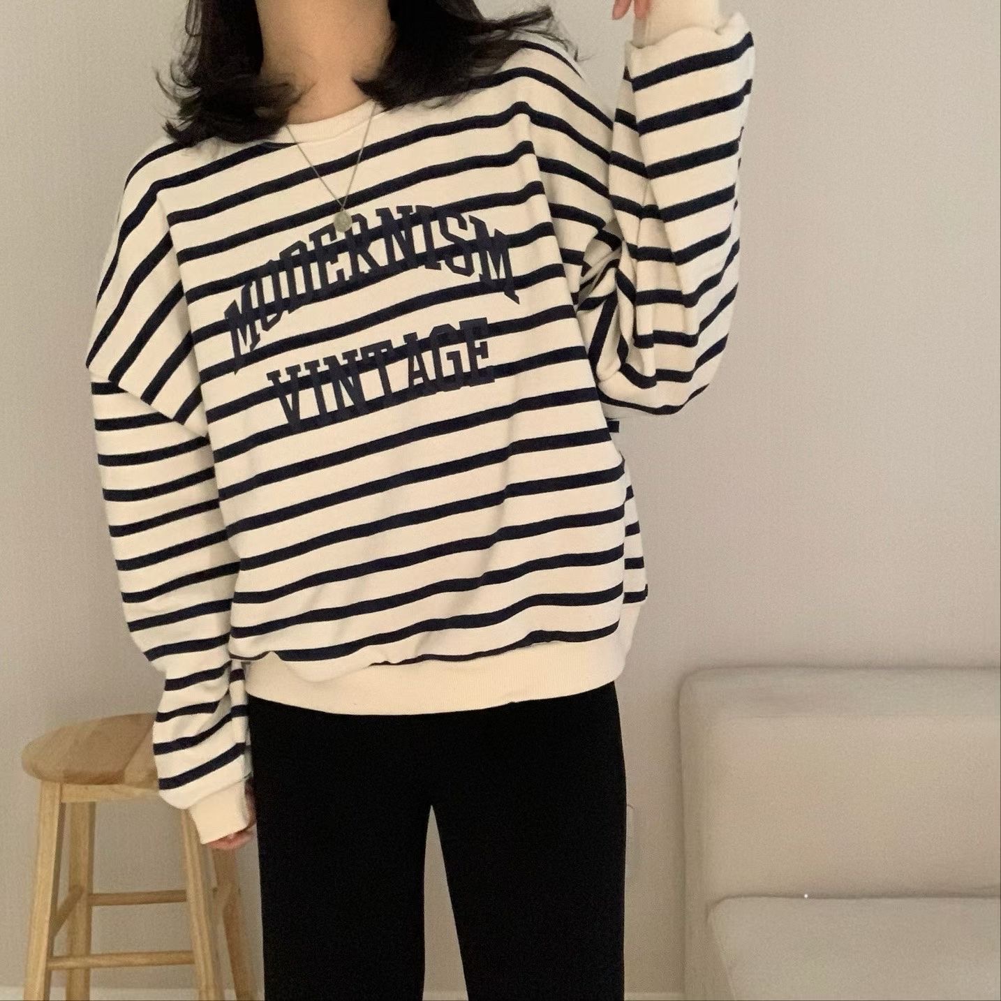HELLO JINI韓國代購女裝新品人氣真品休閑時尚熱賣衛衣運動HELLO JINI衛衣