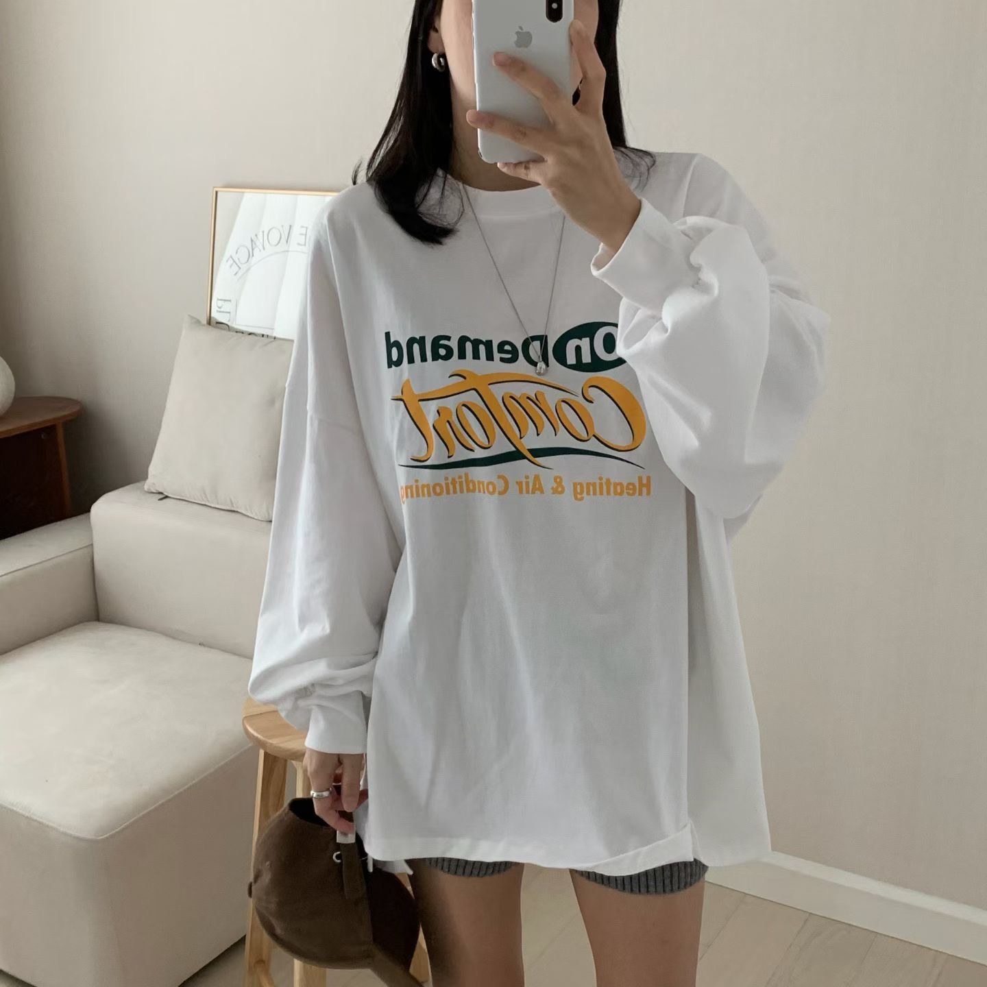 HELLO JINI東大門實拍女裝新品休閑真品時尚人氣長袖T恤HELLO JINI長袖T恤圖色1