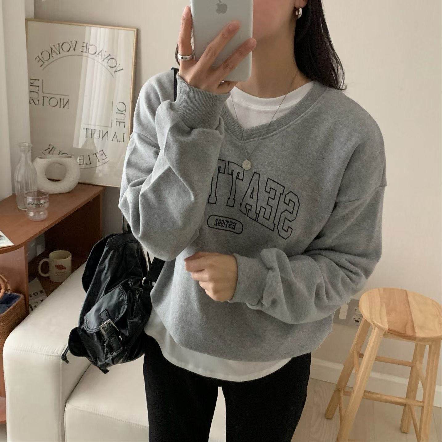 HELLO JINI東大門代購女士新款人氣時尚衛衣不含內搭運動HELLO JINI衛衣圖色2