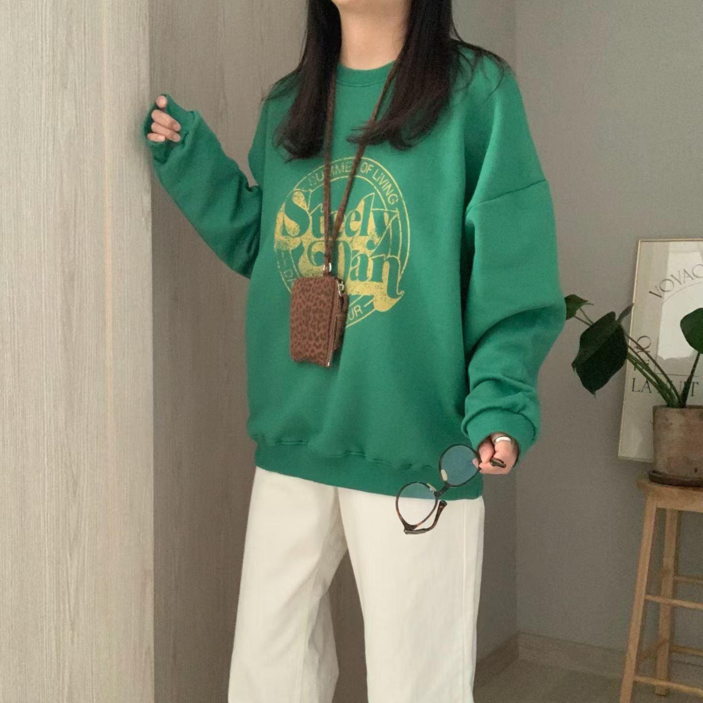 HELLO JINI東大門代購女裝新品推薦熱賣時尚衛衣不含內搭HELLO JINI衛衣