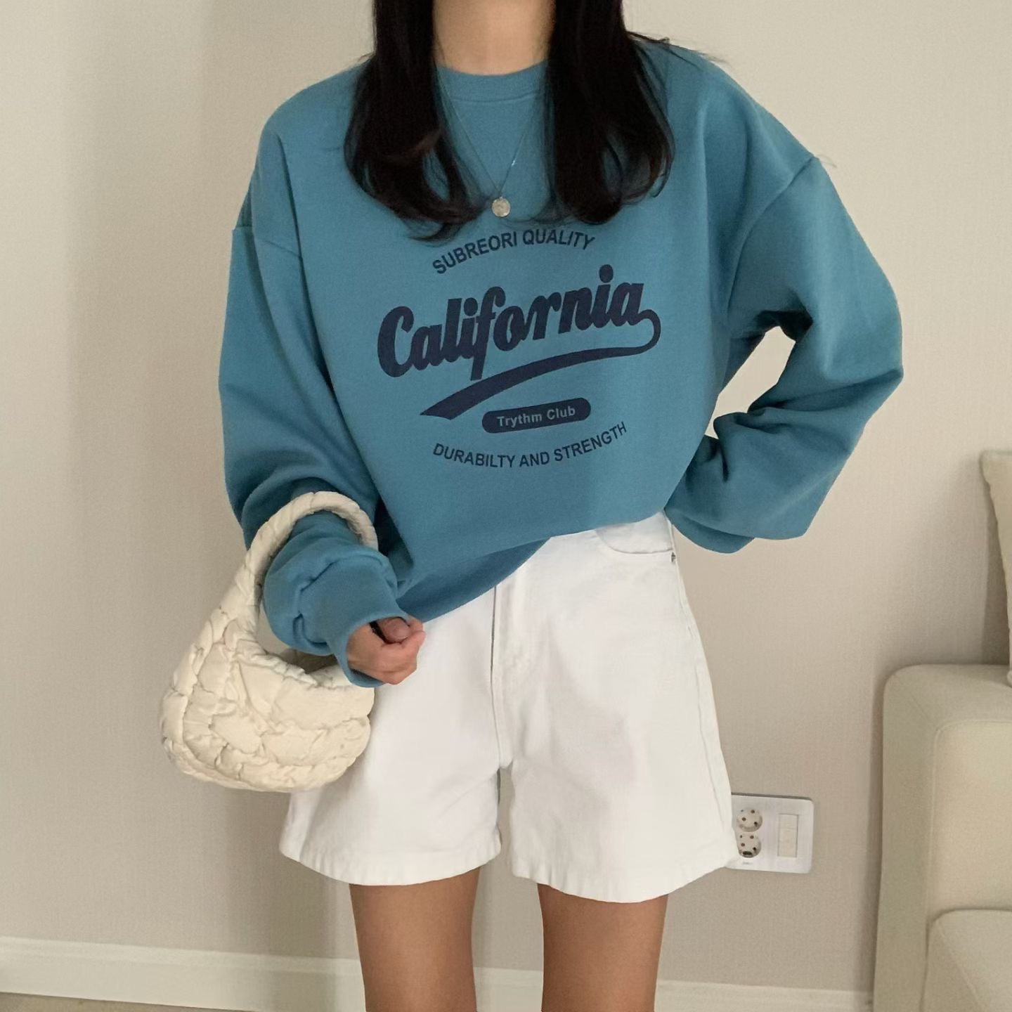 HELLO JINI東大門代購女裝新品時尚真品熱賣人氣推薦衛衣HELLO JINI衛衣圖色2