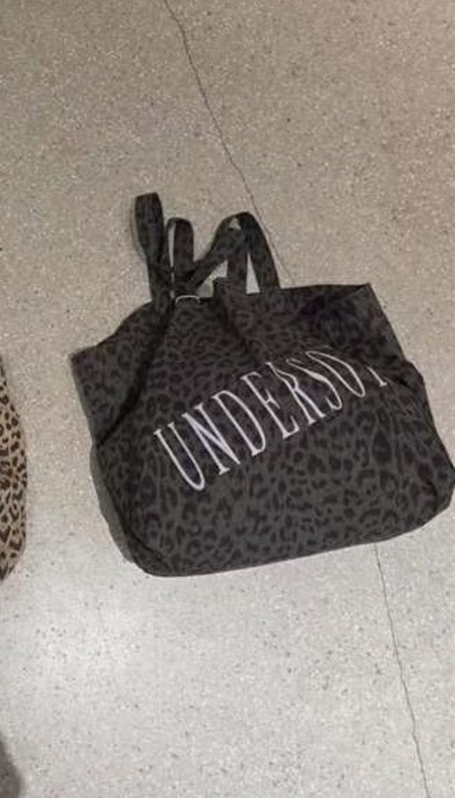 UNDERSON東大門直郵女士新品熱賣人氣真品單肩斜跨包豹紋UNDERSON單肩/斜跨包圖色2