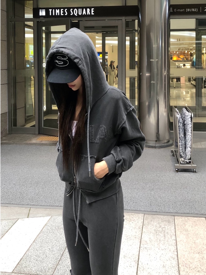 HEIL東大門直郵女裝新品休閑推薦熱賣真品職業時尚人氣衛衣HEIL衛衣圖色2墨色
