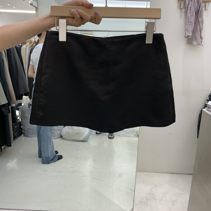 FLAUNT韓國直郵女裝新款時尚人氣真品休閑推薦熱賣裙褲緞面FLAUNT裙褲圖色2