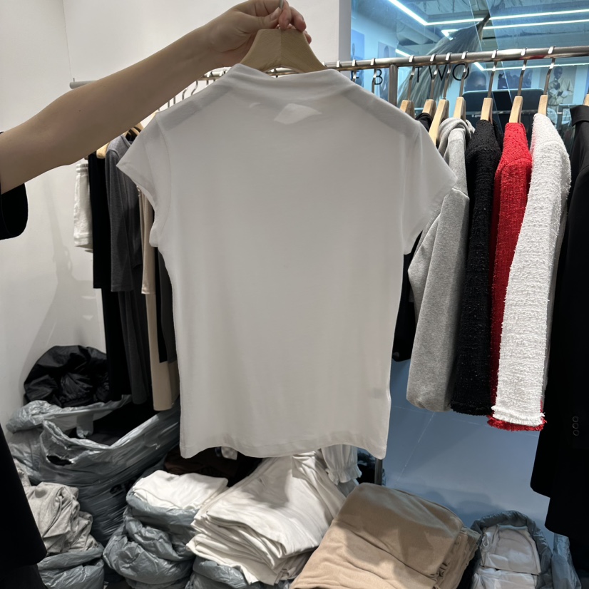 HONG.U東大門實拍女裝新品人氣時尚熱賣真品休閑推薦T恤HONG.UT恤