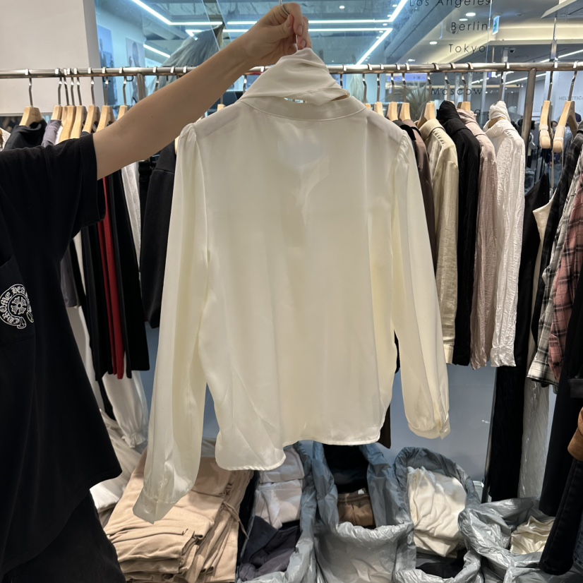 HONG.U東大門實拍女裝新款真品休閑人氣襯衫蕾絲衫含圍巾HONG.U襯衫/蕾絲衫
