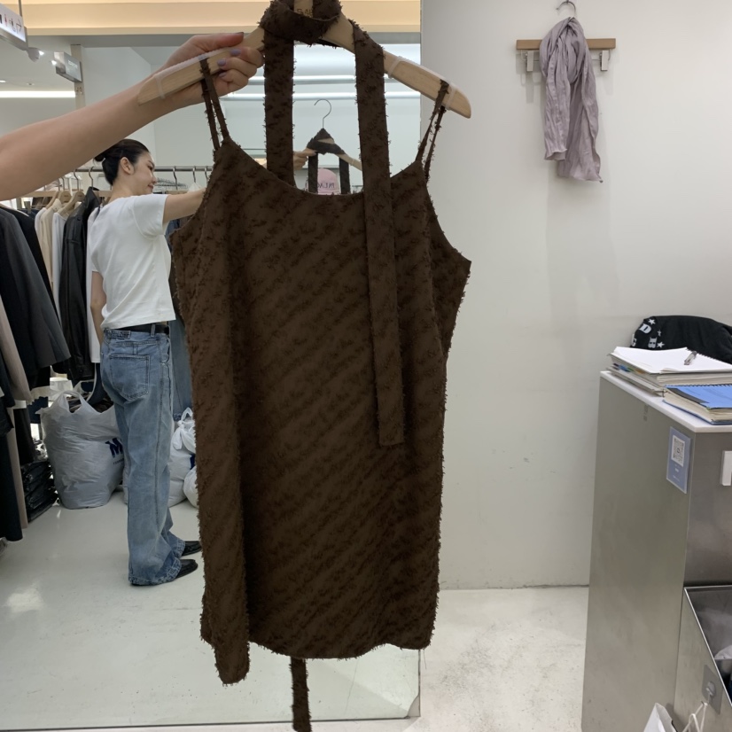 FLAUNT東大門實拍女士新款推薦時尚熱賣休閑連衣裙含脖帶FLAUNT連衣裙圖色2棕色
