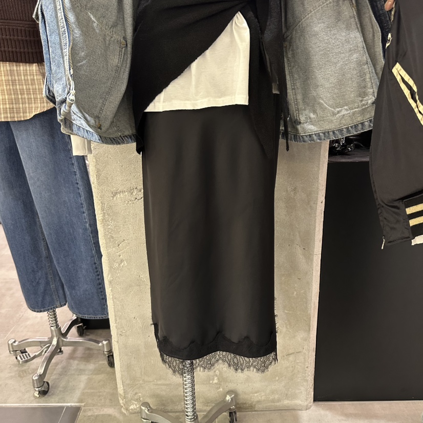URBANSTORY/REMAKING東大門直郵女裝新款真品時尚長裙緞Remaking/URBANSTORY長裙圖色2