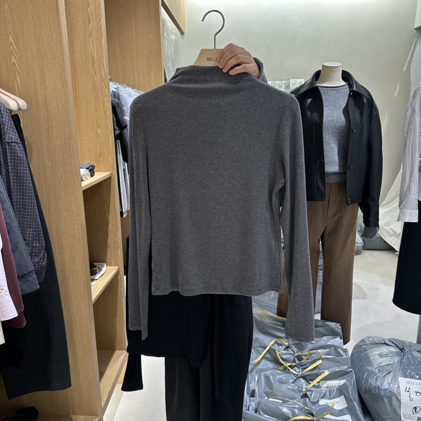 MILLIF東大門實拍女士新品熱賣人氣時尚推薦真品長袖T恤褶皺MILLIF長袖T恤圖色2墨色