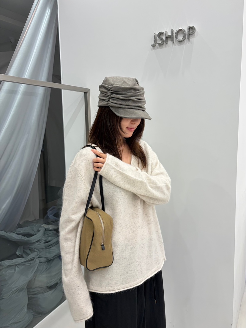 J SHOP東大門直郵女裝新款人氣熱賣推薦真品帽子羊毛褶皺J_SHOP帽子