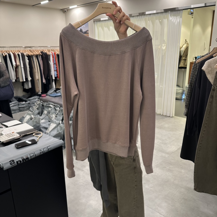 URBANSTORY/REMAKING東大門實拍女裝新款時尚人氣推薦衛衣Remaking/URBANSTORY衛衣圖色1