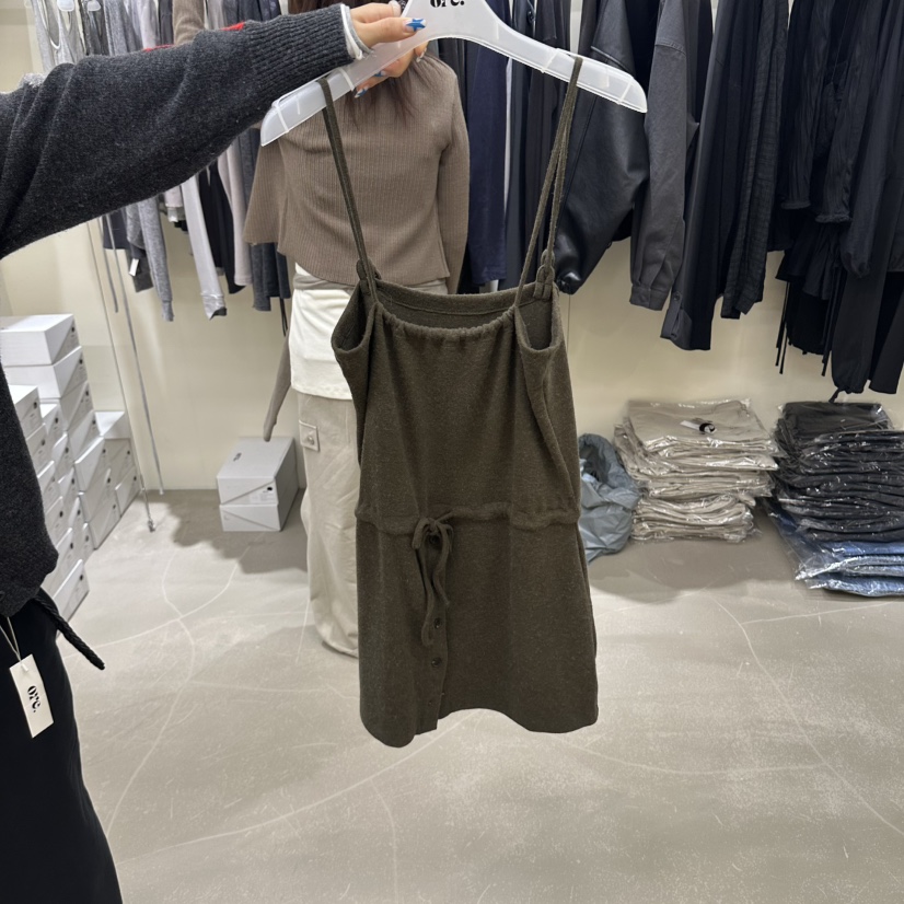 ORE-P韓國代購女裝新品人氣推薦真品休閑熱賣吊帶背心羊毛ORE吊帶/背心圖色1