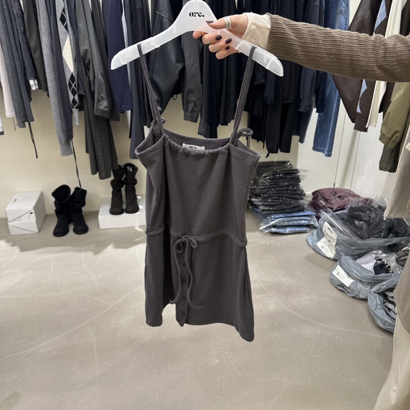 ORE-P韓國代購女裝新品人氣推薦真品休閑熱賣吊帶背心羊毛ORE吊帶/背心圖色2