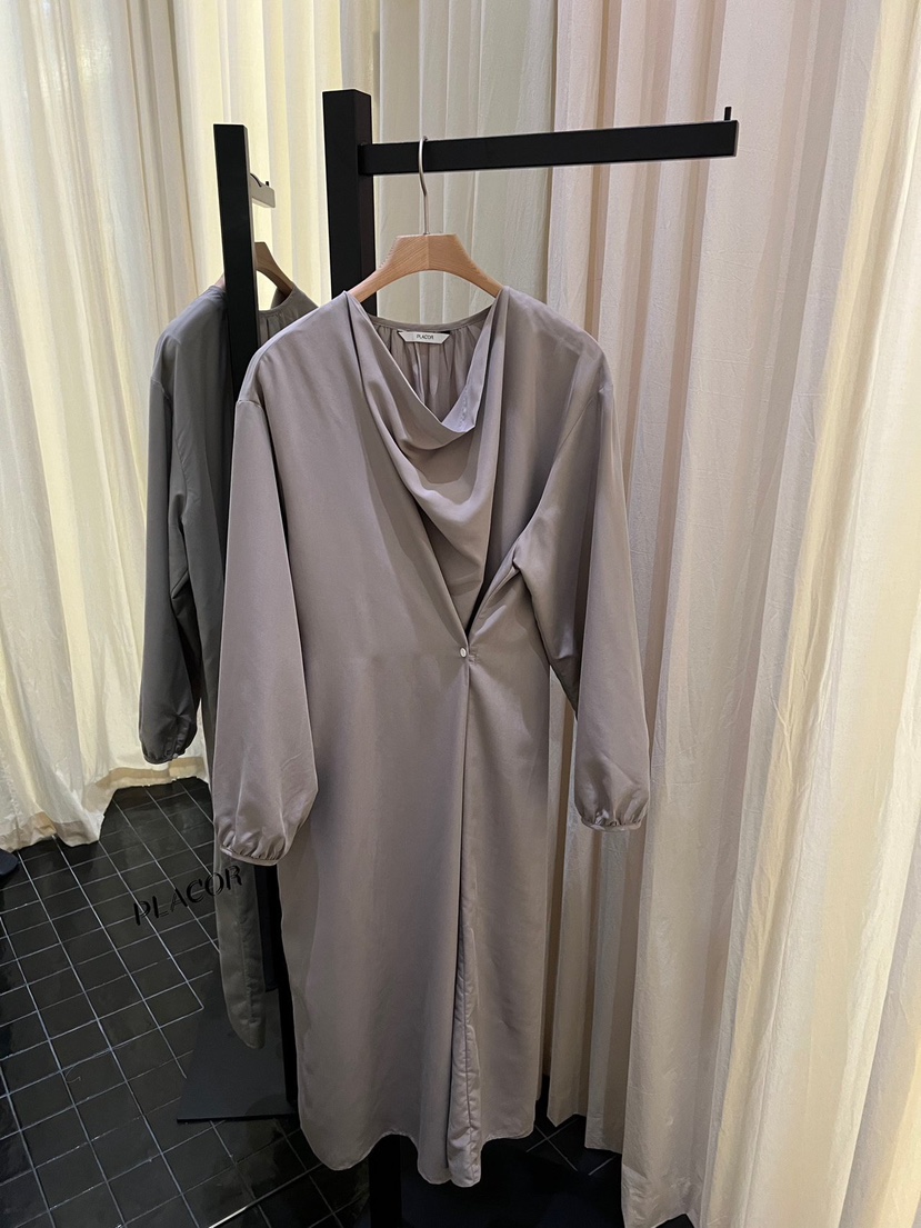 REGULARLY/PLACOR東大門實拍女裝新品真品時尚人氣連衣裙REGULARLY/PLACOR連衣裙