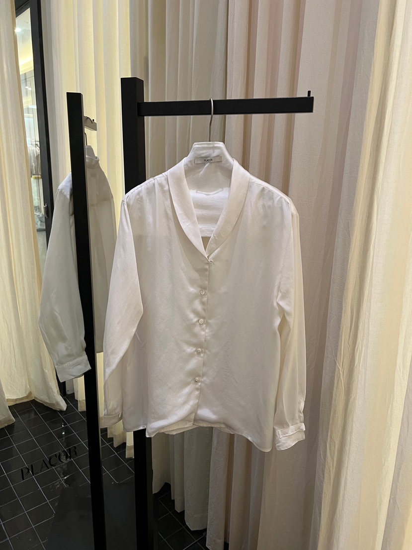 REGULARLY/PLACOR韓國代購女裝新品時尚人氣襯衫蕾絲衫圓領REGULARLY/PLACOR襯衫/蕾絲衫圖色1