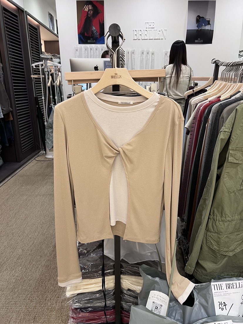 BRELLIN韓國直郵女裝新品時尚推薦休閑真品人氣熱賣長袖T恤BRELLIN長袖T恤圖色1