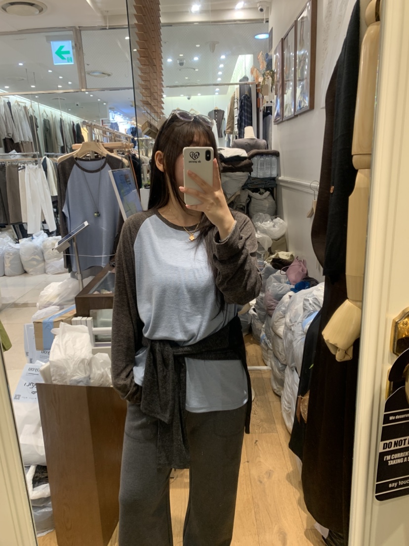 DE GO YOU韓國代購女士新品休閑推薦人氣長袖T恤插肩袖DE GO YOU長袖T恤