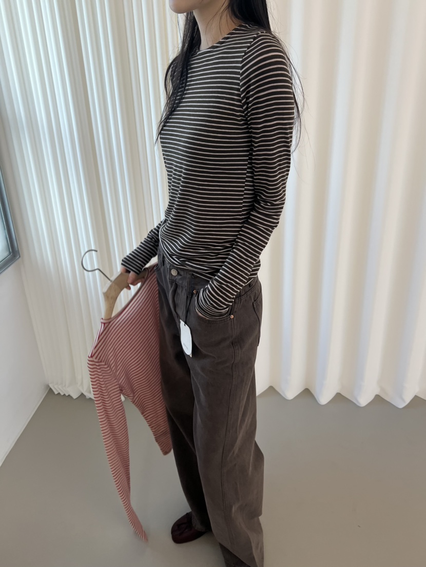 ME MO東大門實拍女士新款時尚推薦真品熱賣休閑人氣長袖T恤ME MO長袖T恤