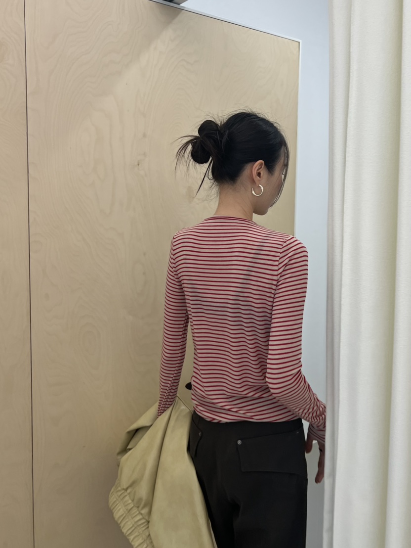 ME MO東大門實拍女士新款時尚推薦真品熱賣休閑人氣長袖T恤ME MO長袖T恤