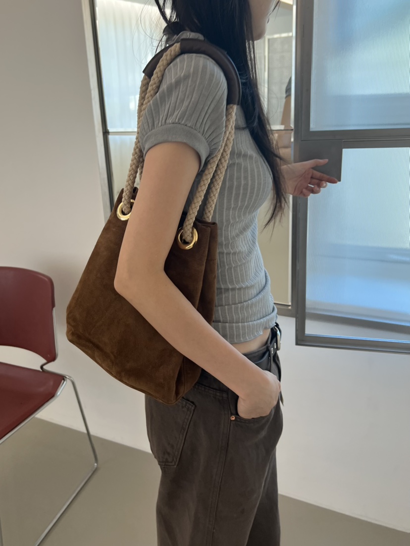 ME MO韓國直郵女士新品休閑真品熱賣人氣推薦時尚T恤ME MOT恤