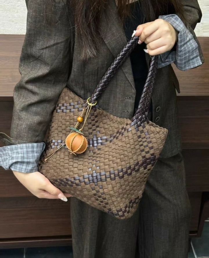 TROUVAILLE東大門實拍女裝新品休閑單肩斜跨包含小包麂皮TROUVAILLE單肩/斜跨包圖色2