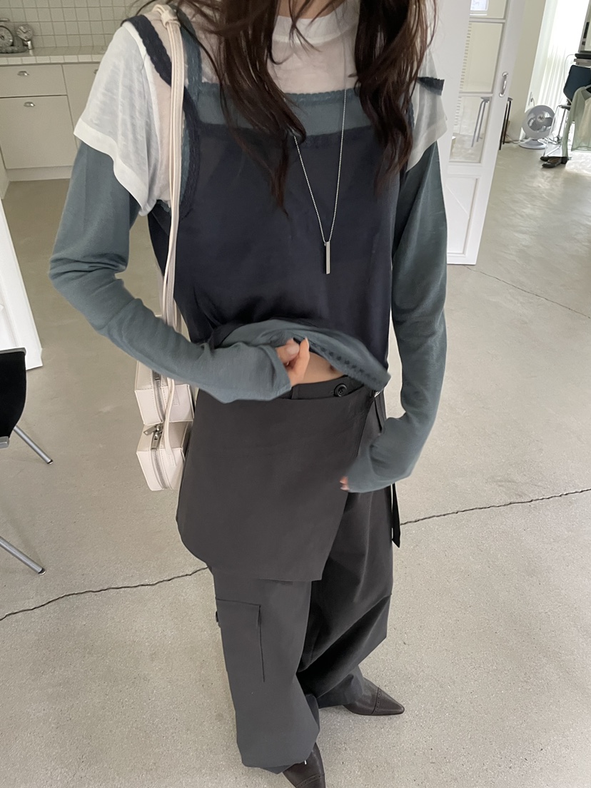 ATMOSPHERE東大門實拍女士新款人氣休閑時尚長袖T恤撞色蕾絲ATMOSPHERE長袖T恤圖色3