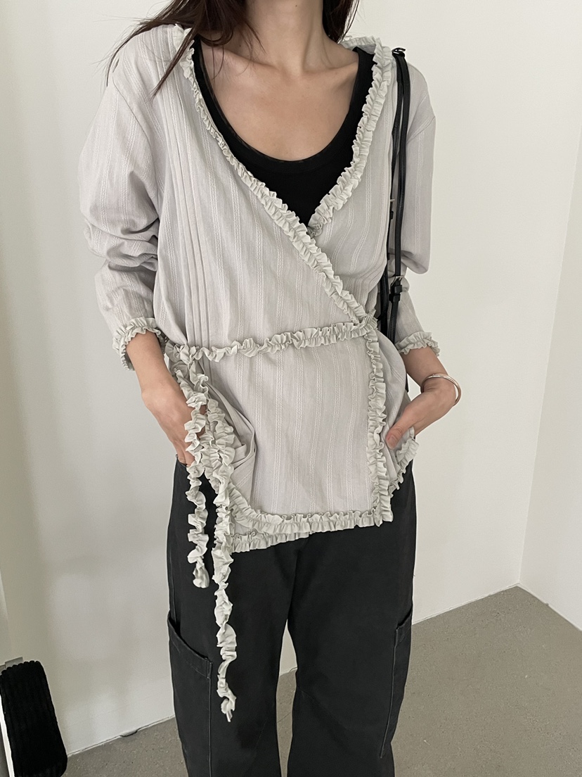 ATMOSPHERE東大門實拍女士新款休閑人氣襯衫蕾絲衫不含內搭ATMOSPHERE襯衫/蕾絲衫