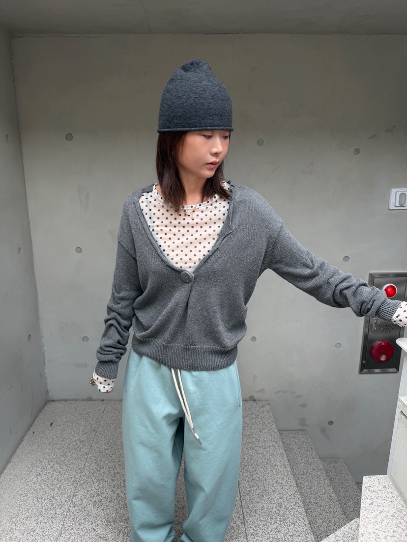 OLI EDIT東大門直郵女士新款時尚休閑真品人氣針織衫紐扣OLI EDIT針織衫