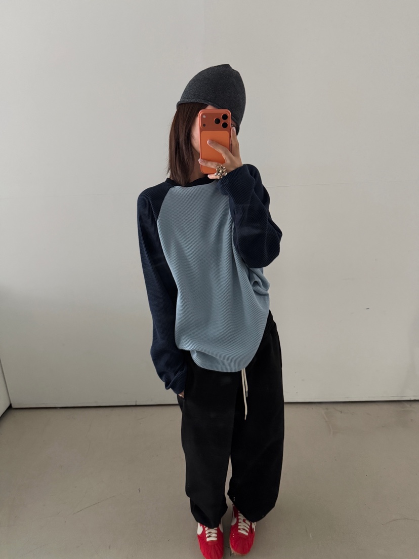 OLI EDIT東大門實拍女裝新品時尚真品休閑推薦人氣長袖T恤OLI EDIT長袖T恤