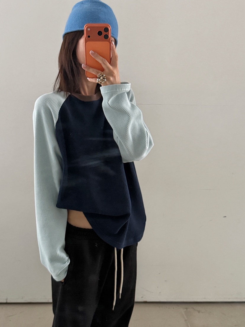 OLI EDIT東大門實拍女裝新品時尚真品休閑推薦人氣長袖T恤OLI EDIT長袖T恤