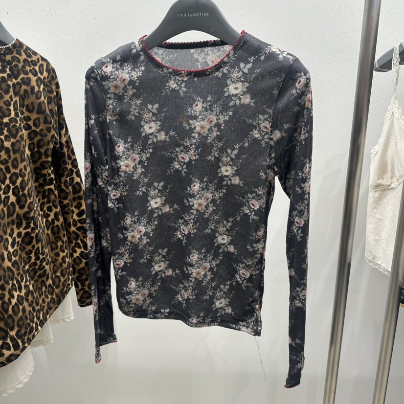 TARABY MOTION韓國直郵女裝新品熱賣真品人氣推薦長袖T恤TARABY MOTION長袖T恤圖色2