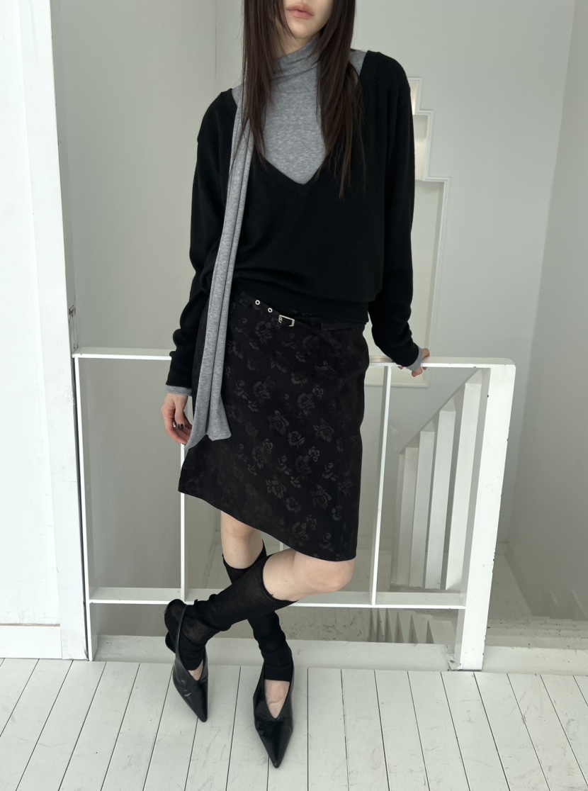 NOVUS東大門實拍女裝新款推薦休閑時尚熱賣真品長袖T恤圍巾NOVUS長袖T恤